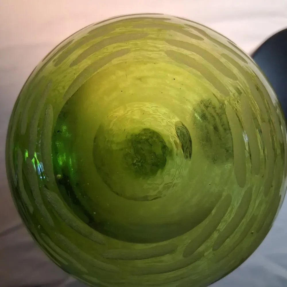 VTG MCM Lime Green Art Glass Teardrop Vase 11